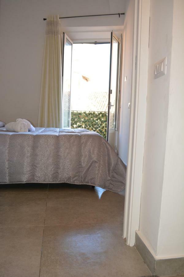 La Petite Suite Catania Ngoại thất bức ảnh